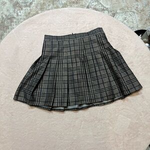 Yesstyle Grey and Black Pleaded A-Line Mini Skirt